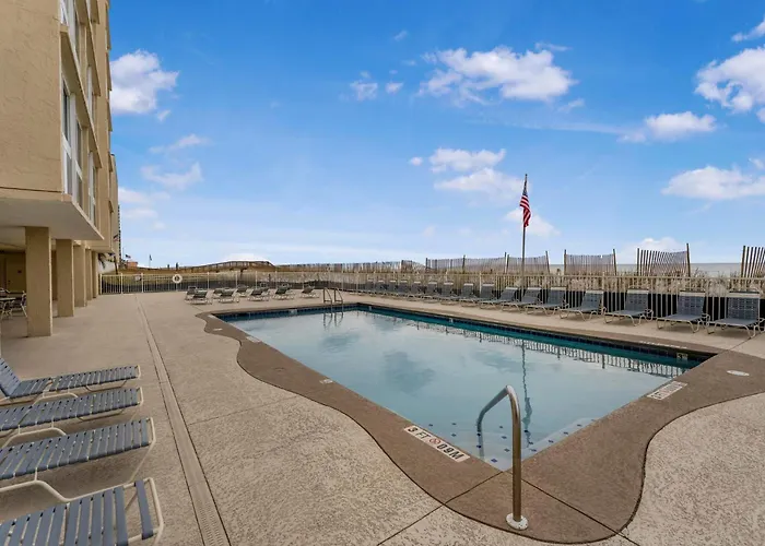 Edgewater West 65 By Collection *
