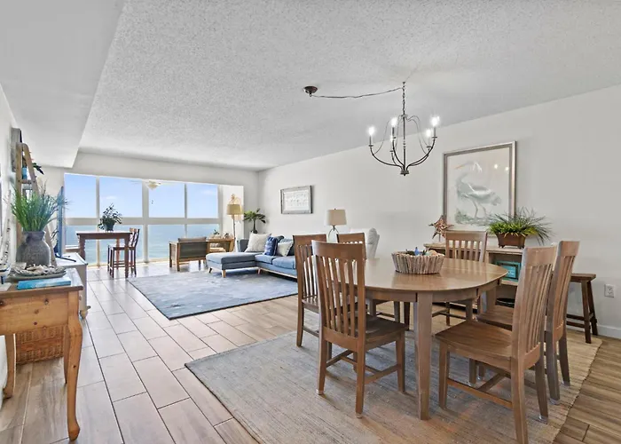 Apartment Edgewater West 65 By Collection *