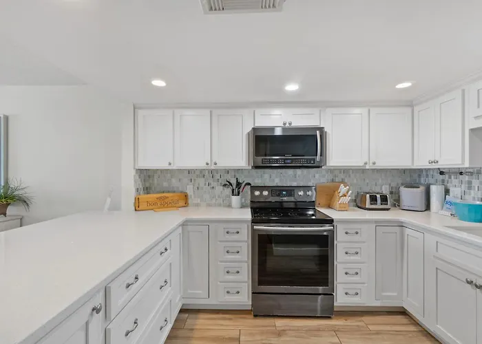 Edgewater West 65 By Collection Apartment
